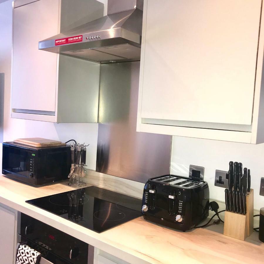 Winter Gardens Service Apartments By Balckpool Service Apartments แบล็คพูล ภายนอก รูปภาพ